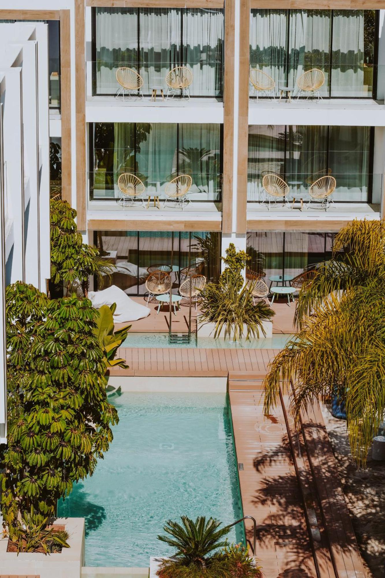 Nativo Hotel Ibiza Santa Eularia des Riu Bagian luar foto