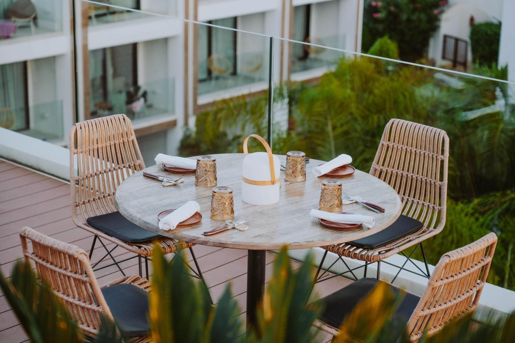 Nativo Hotel Ibiza Santa Eularia des Riu Bagian luar foto
