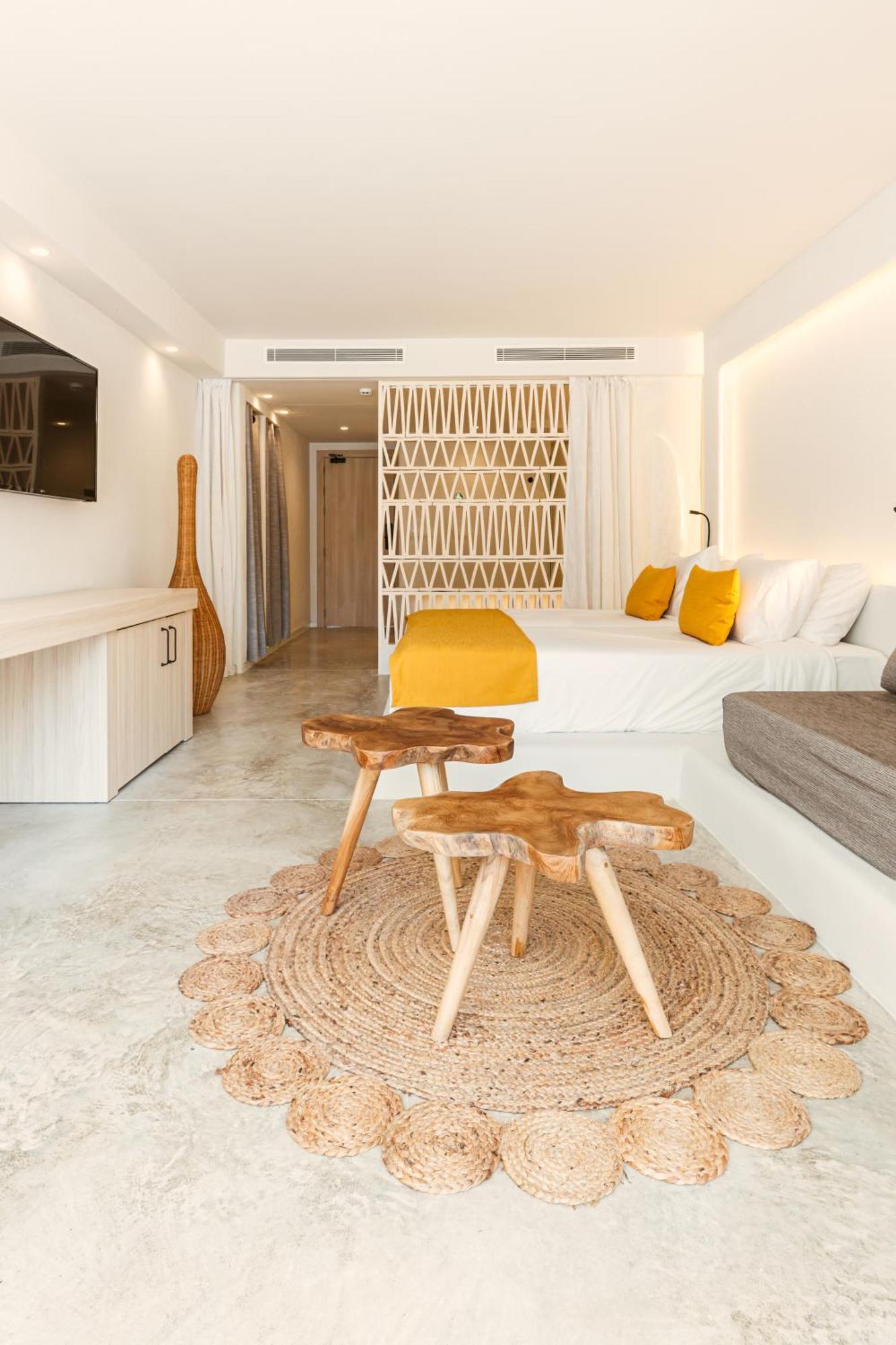 Nativo Hotel Ibiza Santa Eularia des Riu Bagian luar foto